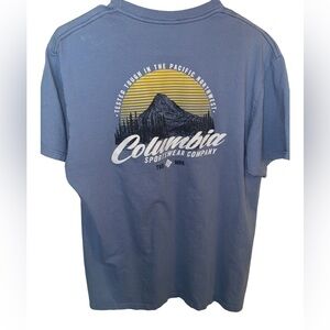 Men’s size large blue Columbia shirt